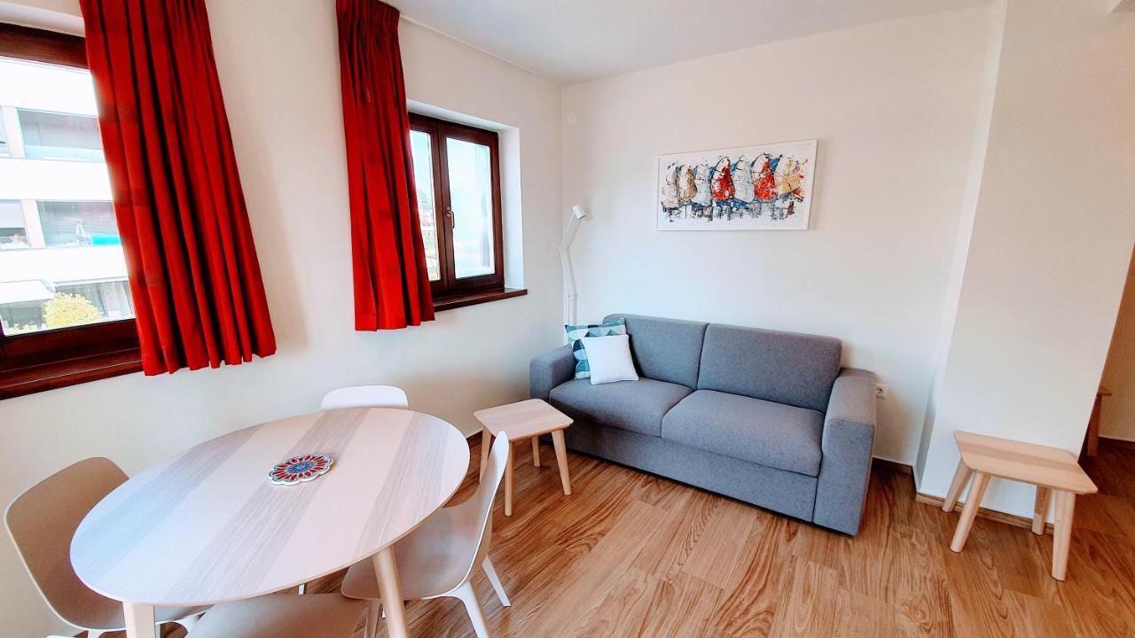Luxury Apartment - Few Minutes From The Sea Poreč Exteriör bild