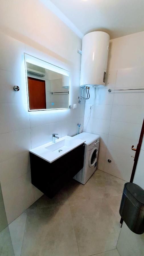 Luxury Apartment - Few Minutes From The Sea Poreč Exteriör bild